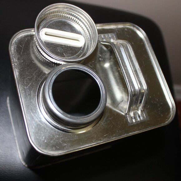 3/$188❤️vintage 1996 Sanrio Keroppi Full Service! Arizona Gas Can Tin Coin Bank - Picture 7 of 10